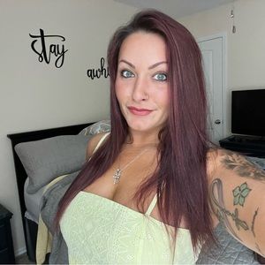 Meet your Posher, Karissa